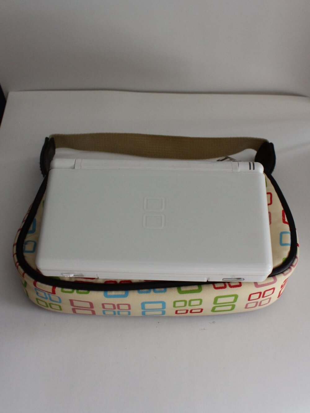 White Nintendo DS Lite With Purse Carry Case